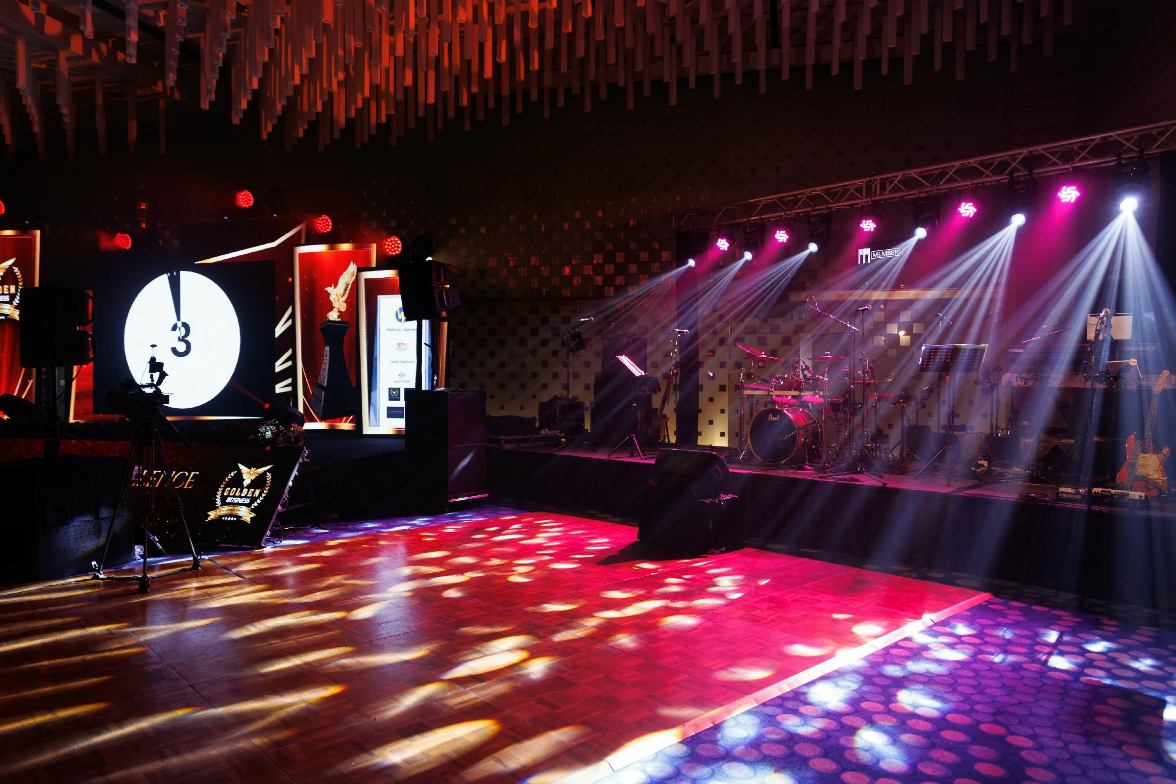 2025 Golden Excellence Awards - Photo 2